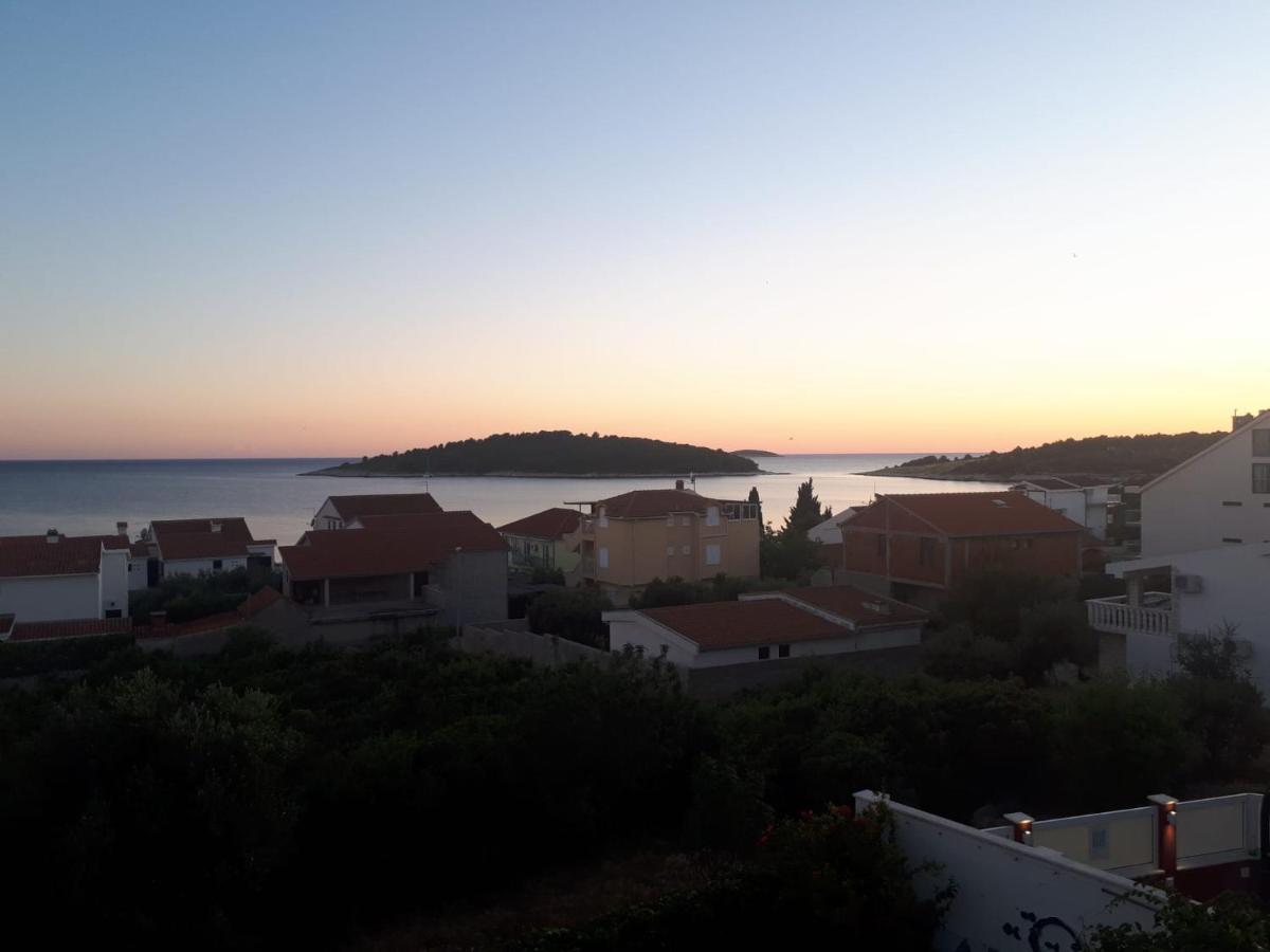 Apartments Starshine & Lighthouse Rogoznica  Exterior foto