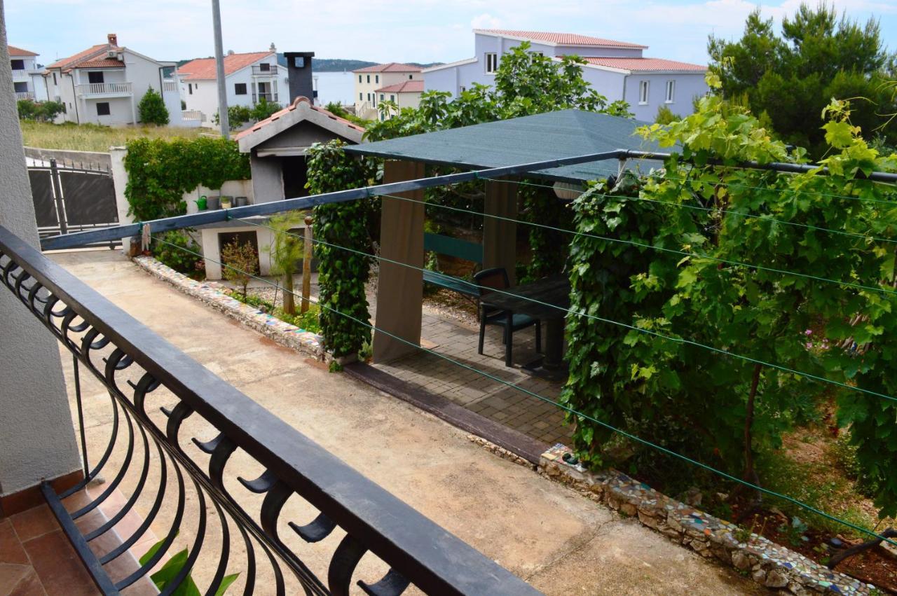 Apartments Starshine & Lighthouse Rogoznica  Exterior foto